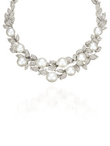 lrSouthSeaPearlsNecklace.tif