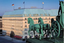 Hotel Adlon Kempinski Berlin.tif
