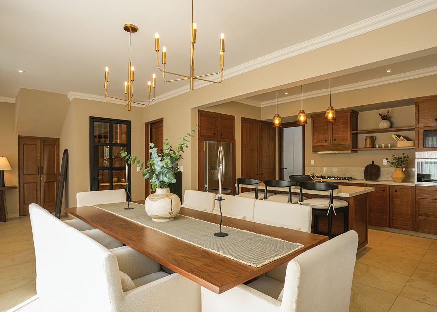 TROBBU San Miguel de Allende dining room and kitchen