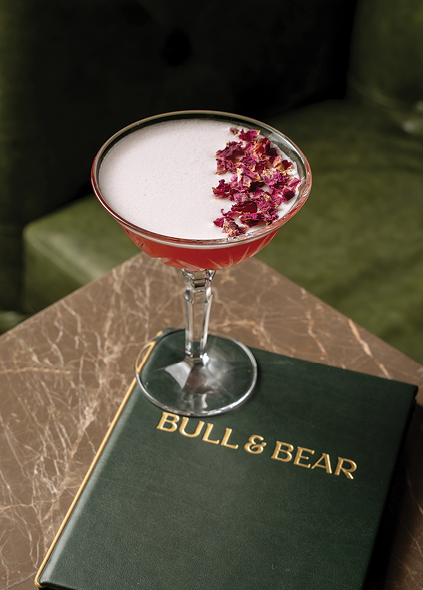 Waldorf Astoria Orlando Blossom cocktail Bull & Bear